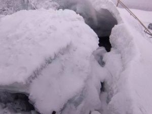 В Якутии ледяной глыбой убило работника горнорудного комплекса