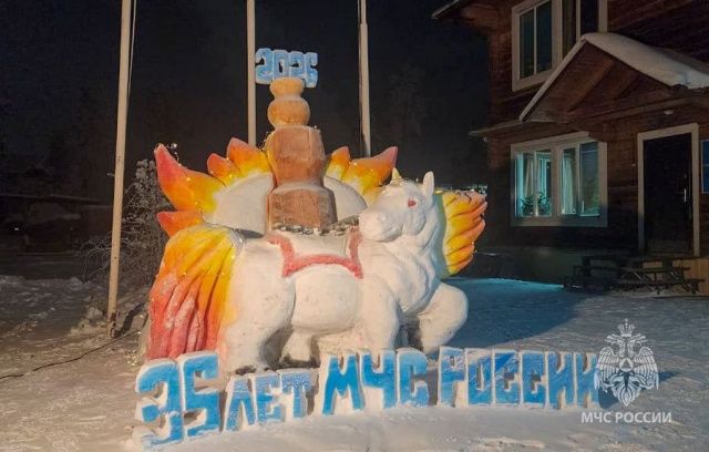Арктические спасатели покорили жюри снежными шедеврами