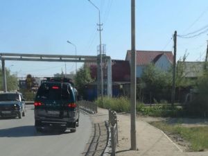 «Откровенная халтура!». Мэр Якутска отказалась принимать работы, проведенные по улице Бестужева-Марлинского