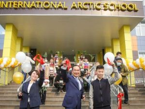 Родители, внимание! Старт записи в школы и сады