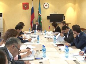 Владимир Солодов провёл рабочее совещание по подготовке участия делегации Якутии на ВЭФ-2018