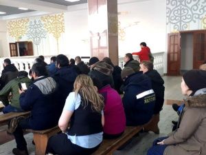 Праздничное настроение мужчины АК «Железные дороги Якутии»  унесли домой