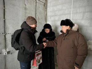 Последние обманутые дольщики Якутии получили ключи от новых квартир