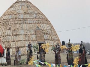 Юрий Куприянов поздравляет с 75-летием народного мастера Якутии Бориса Федоровича-Мандар Уус