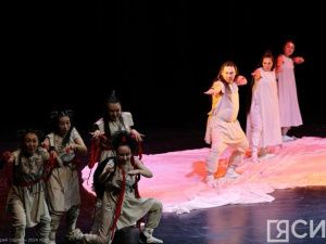 «Народ саха сохранил свою уникальную культуру»: казахские зрители высоко оценили спектакль-олонхо