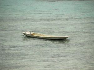 Якутянин пропал без вести после опрокидывания лодки: Начата проверка