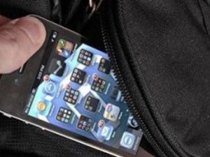 В Якутске нетрезвая парочка стал жертвой мошенничества