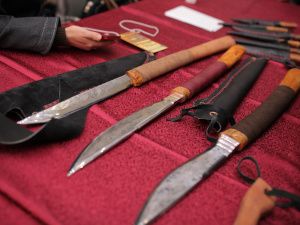 «ДАРХАН УУС» приглашает настоящих ценителей якутского клинка