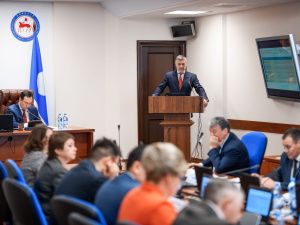 Айсен Николаев рассмотрел ход реализации нацпроекта «Малое и среднее предпринимательство и поддержка индивидуальной предпринимательской инициативы»