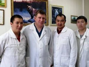 Врач из Санкт-Петербурга совместно с вилюйскими коллегами провели высокотехнологичную операцию