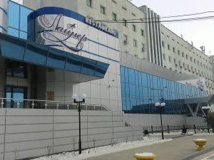 Женщина оставила в гостиничном номере грудного ребенка. Полиция завела на нее дело