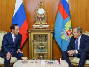 Лавров обсудил с Николаевым международное сотрудничество Якутии