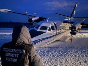 В Якутии самолет ударился о взлетную полосу во время набора высоты