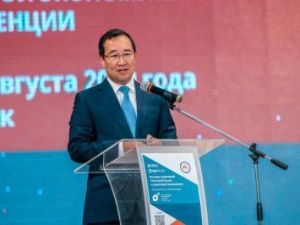 Айсен Николаев: «К 2024 году мы должны обеспечить 100% цифровизацию приоритетных государственных и муниципальных услуг»