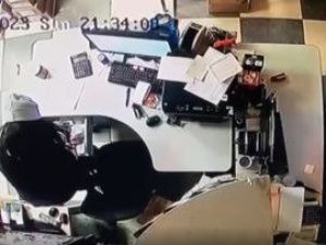 В Якутске ранее судимая женщина подозревается в краже выручки из магазина