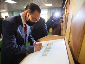 Айсен Николаев открыл новую школу в селе Кытанах Чурапчинского улуса