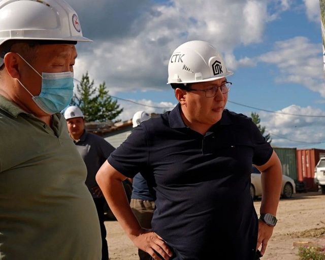 Дмитрий Садовников проверил объекты комплексного развития территорий