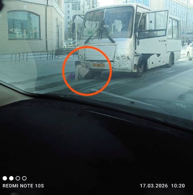 В Якутске проводится проверка по инциденту пешехода с автобусом