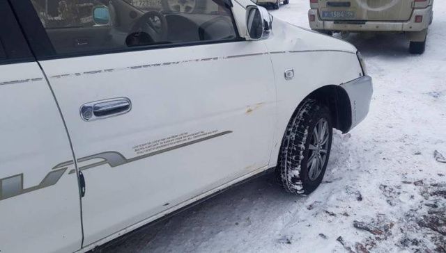 В Якутске буянивший пассажир попал под колеса автомобиля