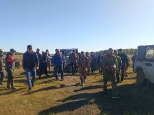 На поиски пропавшего без вести 81-летнего инвалида прибыли кинологи и водолазы