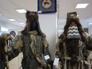 В Якутске открылась юбилейная выставка творческого объединения «Сөргүтүү»