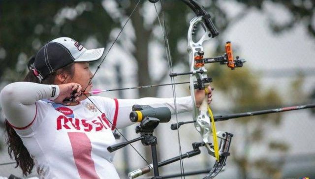 Степанида Артахинова заняла второе место в квалификации по стрельбе из блочного лука среди женщин
