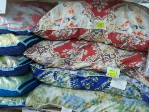 Спешим за подушками и одеялами по фабричным ценам!