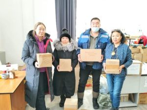 Якутская городская больница № 3 передала блиндажные свечи для бойцов