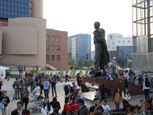 Сардана Авксентьева: «Молодежь – будущее нашего Якутска»