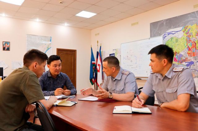 Осужденные изготовят контейнеры для мусора