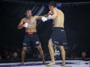 Фоторепортаж: турнир по смешанным единоборствам Eagles FC 53 в Якутске