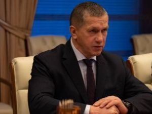 Трутнев отчитал трех руководителей регионов из-за низкого уровня вакцинации