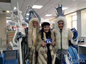 Чысхаан и Хаарчаана отправили новогоднюю открытку Деду Морозу