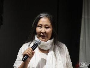 В Якутске прошла премьера спектакля «Дневники Джидду Кришнамурти»