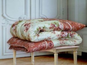 Суперакция в магазине "ХОЗТОВАРЫ НА ПРОСПЕКТЕ" - ОДЕЯЛО "ФАЙБЕР" ЗИМА ОБЛЕГЧЕННОЕ за 600 рублей!