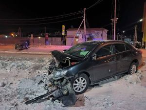 В Якутске в ДТП пострадали водитель и несовершеннолетний пассажир