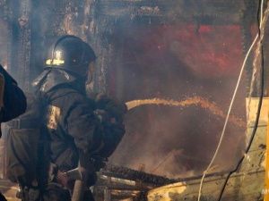 Дежурный прокурор: В Якутии на пожаре погибли мужчина и женщина