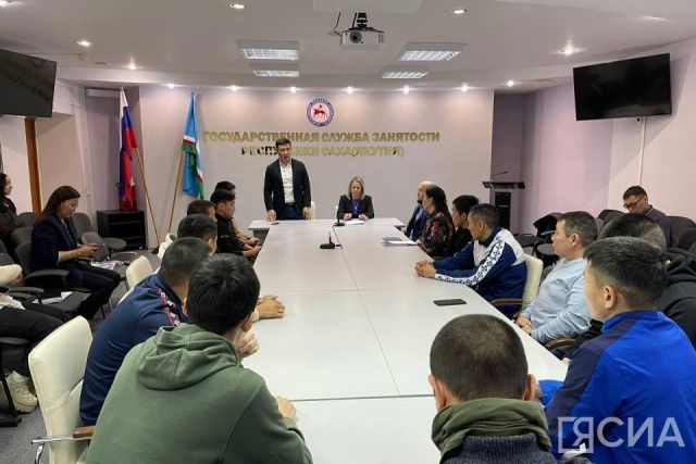 В Якутске проводили курсантов проекта «Навахту14» в угледобывающую компанию «Колмар»