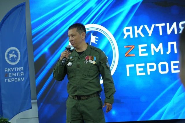 Замминистра из очереди на АЗС: Враг пытается нас сломить…