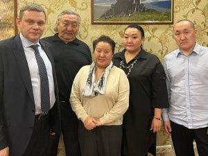 Медики из Якутии навестят в госпиталях Москвы раненых земляков и проведут "разведку"