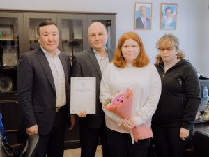 В Якутске чествовали победительницу Всероссийской олимпиады «Софиум» Кристину Филиппову