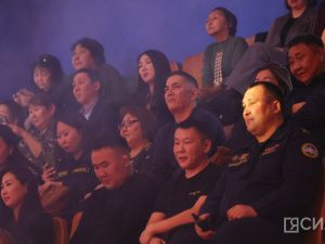 В Якутске провели новогодний благотворительный концерт «Для своих»