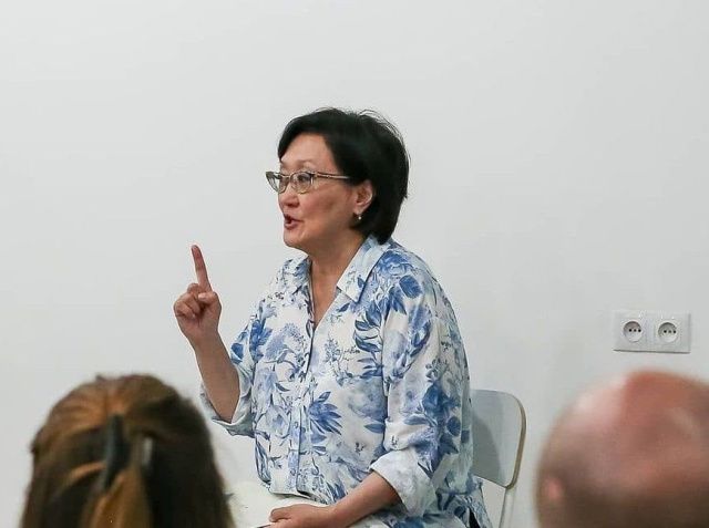 Сардана Авксентьева встретится с жителями Мирнинского района