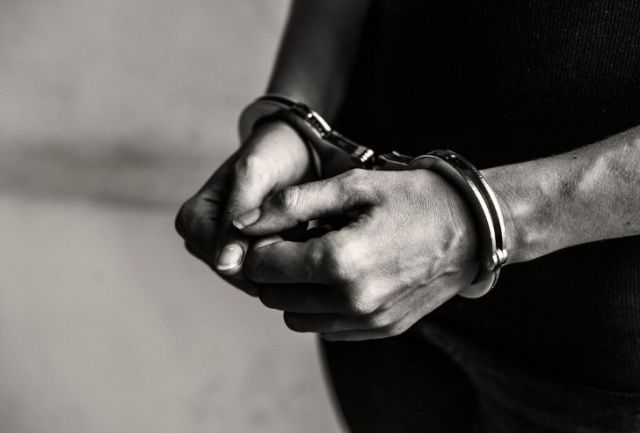 В Якутске мужчина совершил серию краж цифровой техники из магазина