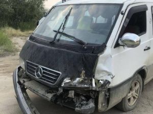 В Якутске при столкновении двух микроавтобусов пострадал подросток