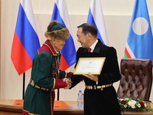 В Якутии хранителям традиционной культуры вручены стипендии главы республики