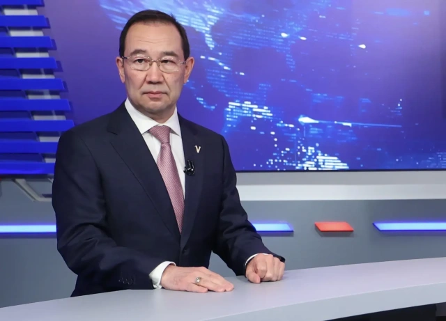 Айсен Николаев объяснил важность очных отчетов правительства перед жителями