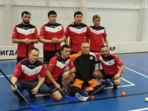 Команда АО «АК «ЖДЯ» - лучшие флорболисты Алданского района