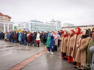 В Якутске состоялся концерт-митинг в день воссоединения новых регионов с Россией