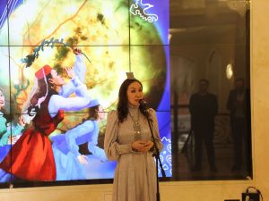 Выставка якутской художницы Миры Аргуновой «Многоликая Россия» открылась в Общественной палате России